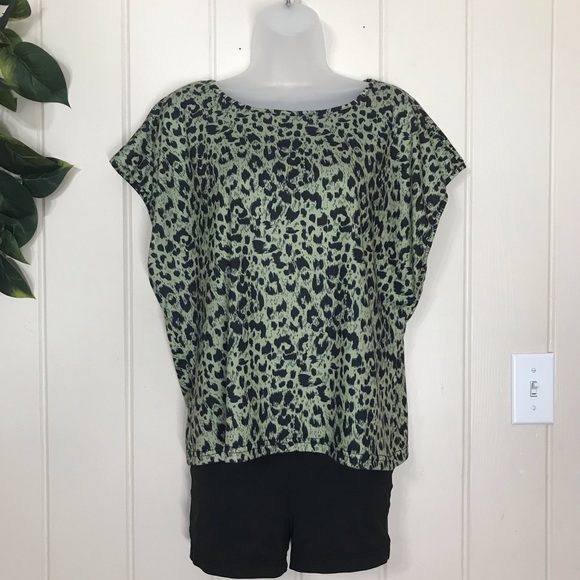 Shein Animal Print Sleeveless Top Blouse 
Large 12 - 14 Soft & Comfy Stretch - Picture 4 of 11